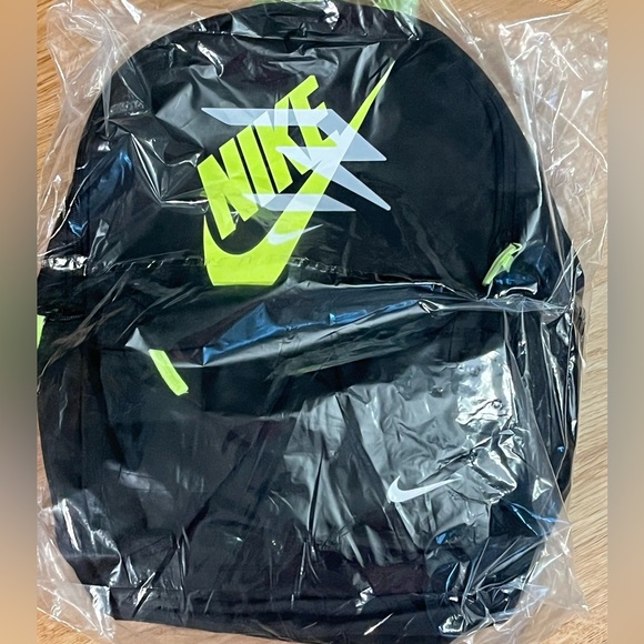 Nike 3BRAND By Russell Wilson Mash Up Backpack Black/ neon green nwot - Picture 2 of 5